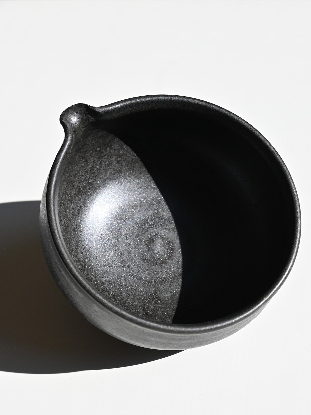 Katakuchi Bowl by David T. Kim - Black