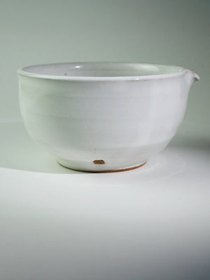 Katakuchi Matcha Bowl by David T. Kim