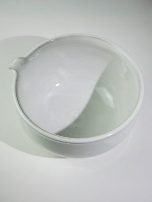 Katakuchi Matcha Bowl by David T. Kim
